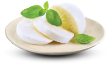 Una porción (180g) de mozzarella contiene 10g de proteína.