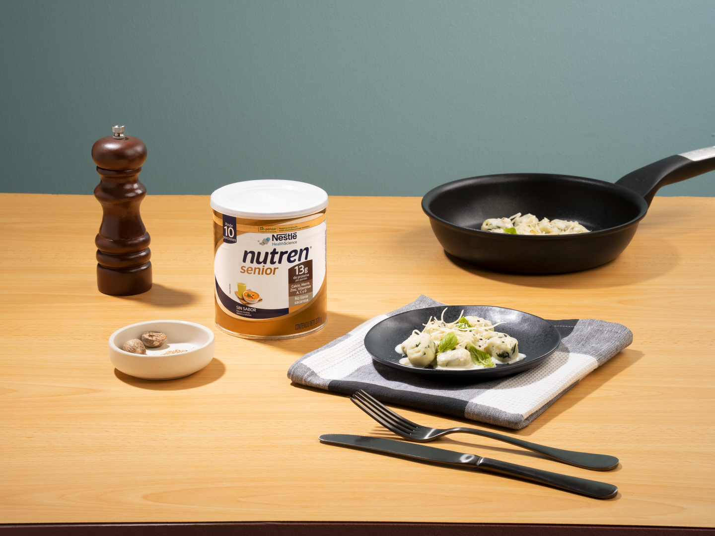 Ñoquis NUTREN® Senior con espinaca y salsa blanca