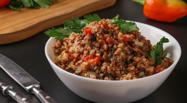 Arroz cremoso NUTREN® Senior con trozos de carne y pimentón