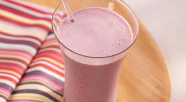 Smoothie NUTREN Senior de frutos rojos y jengibre