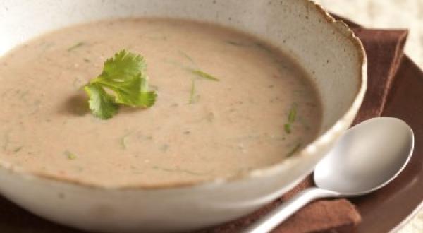Sopa de frijol y acelgas con nutren senior