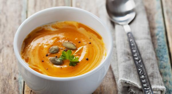 Crema de calabaza y jengibre con NUTREN® senior