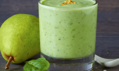 Batido de pera y limón con NUTREN® Senior