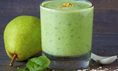 Batido de pera y limón con NUTREN® Senior